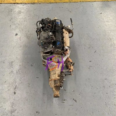 Motor de gasolina Toyota 2RZ 4 cilindros de segunda mão em Toyota Hiace