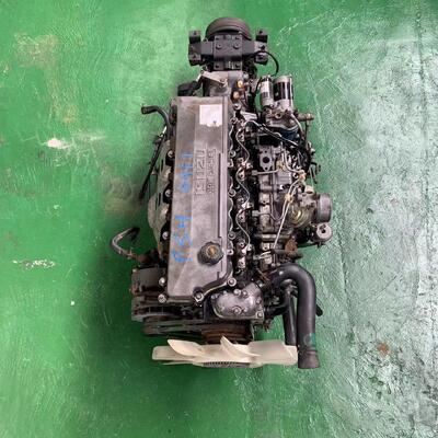 Bom preço. Montagem de motor original usada de alta qualidade 4HF1 Motor diesel usado para caminhões Isuzu em linha